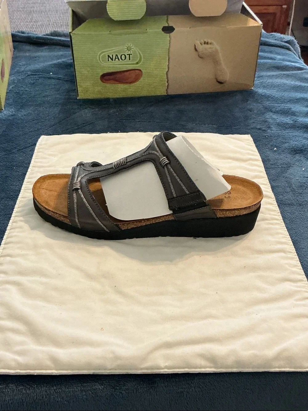 Naot adjustable double